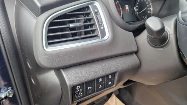 Suzuki S-Cross 1.4 T Sakura Hybrid 4x4