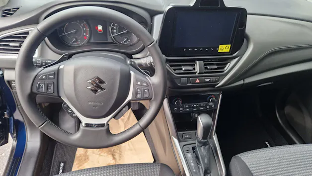 Suzuki S-Cross 1.4 T Sakura Hybrid 4x4