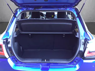 Suzuki Swift 1.2 Sakura Top Hybrid 4x4