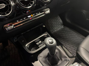 Fahrzeugbild MERCEDES-BENZ B 200 d