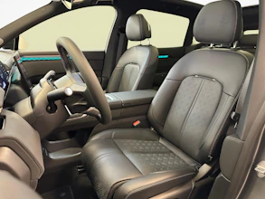 https://vehicle.imgix.net/4212159/28555821-4064-46e9-bc8b-0ca30c7951ce.jpg