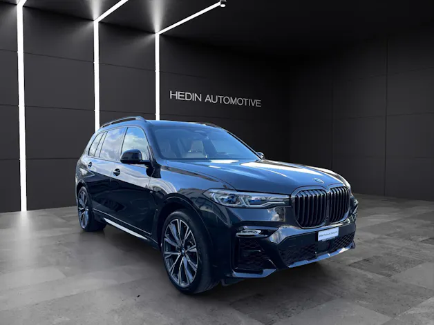 BMW X7 M50i