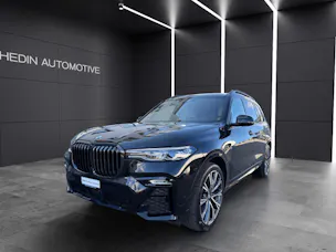 BMW X7 M50i