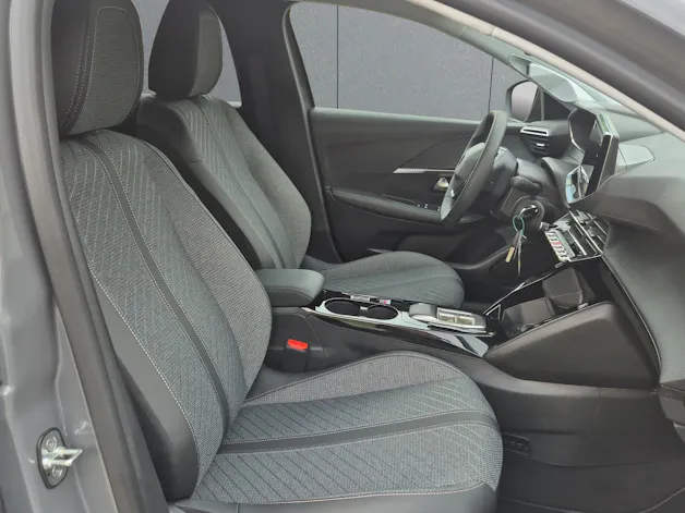 Peugeot 208 1.2 Hybrid Allure