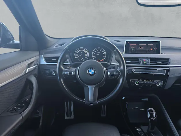 BMW X2 18i sDrive M Sport Steptronic DSK (CH)