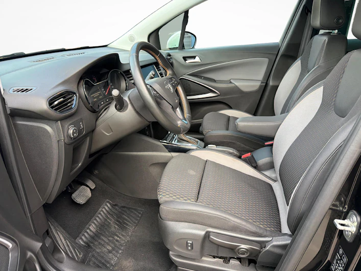 Fahrzeugbild OPEL CROSSLAND X