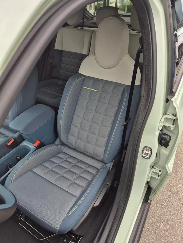 Fiat Grande Panda 1.2 Hybrid La Prima