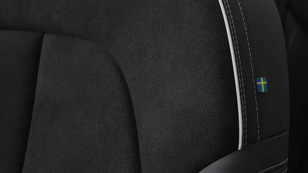 Volvo XC40 2.0 B4 MH Ultra Black Edition