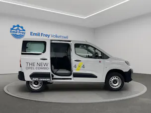 Opel Combo Cargo 2.4 t 1.5 D S/S 4x4