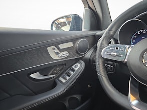 image du véhicule MERCEDES-BENZ GLC 300 4MATIC AMG Line