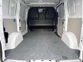 https://vehicle.imgix.net/4212354/4fbdf182-1289-46fd-b9d1-4bf6f2aaa9f3.jpg