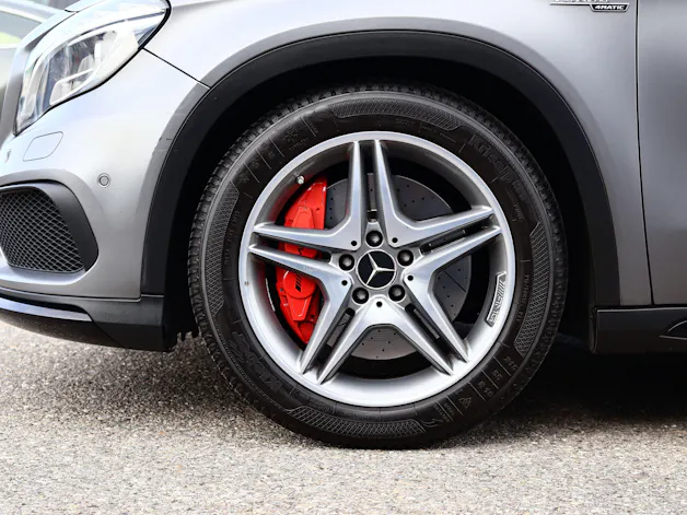 Mercedes-Benz GLA 45 AMG 4m