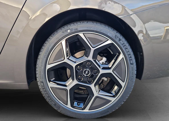 Fahrzeugbild 15 Fahrzeugbild 15