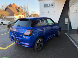 Suzuki Swift 1.2 Sakura Top Hybrid