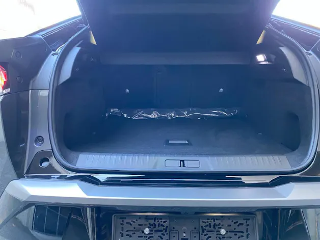 Peugeot 3008 Electrique 325ch Dual Motor AWD Launch Edition