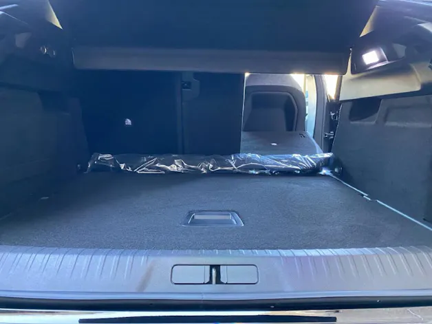 Peugeot 3008 Electrique 325ch Dual Motor AWD Launch Edition