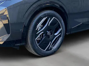 Peugeot 3008 Electrique 325ch Dual Motor AWD Launch Edition