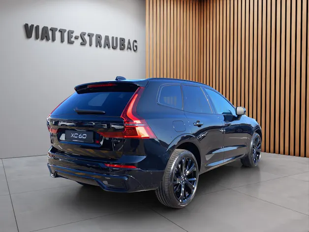 Volvo XC60 2.0 B5 MH Black Edition AWD