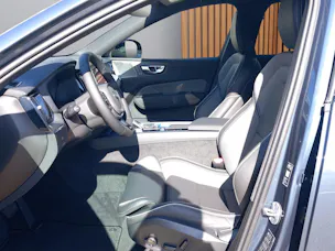 Volvo XC60 2.0 B5 MH Black Edition AWD