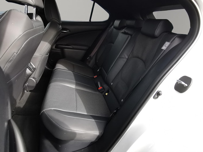 Fahrzeugbild LEXUS UX