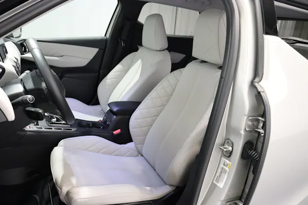 DS Automobiles 3 Crossback E-Tense So Chic