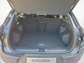 https://vehicle.imgix.net/4212692/fad4d77d-504c-4e23-8fc1-9600fa5ffc77.jpg