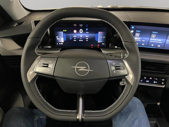 image du véhicule 6 image du véhicule 6