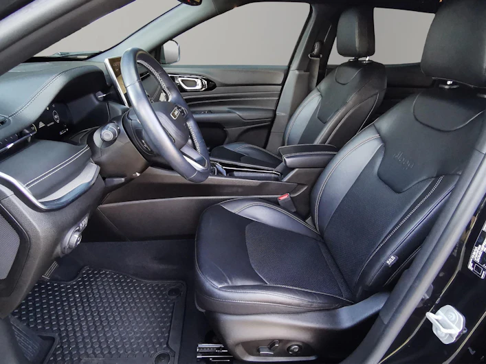 Fahrzeugbild JEEP COMPASS