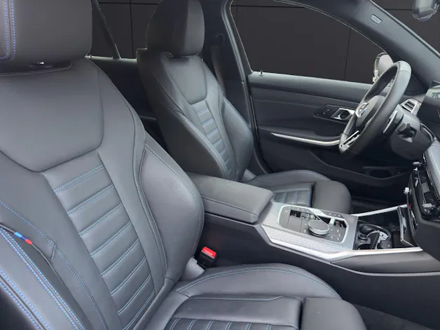 BMW 320d xDrive Touring