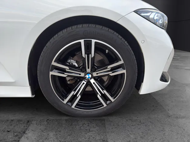 BMW 320d xDrive Touring