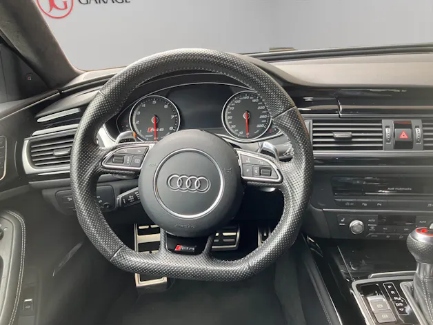 Audi RS6 Avant 4.0 V8 TFSI quattro T-Tronic
