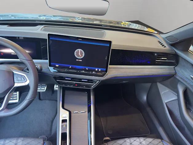 VW Passat Variant 2.0 TDI R-Line DSG 4x4