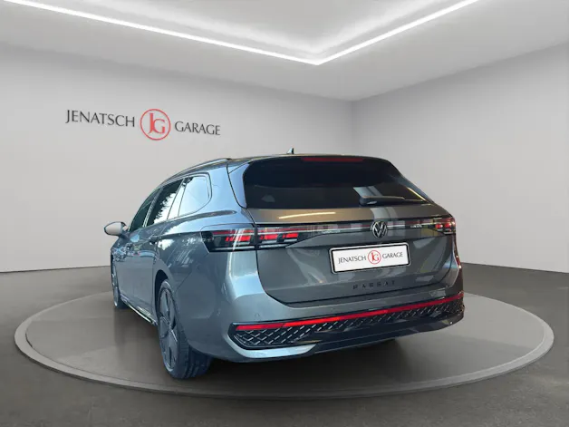 VW Passat Variant 2.0 TDI R-Line DSG 4x4
