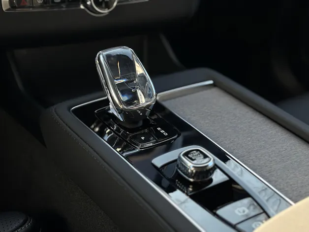 Volvo XC90 2.0 T8 TE XCLUSIVE Edition Dark eAWD