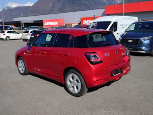 Suzuki Swift 1.2 Sakura Hybrid