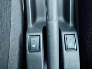 Suzuki Swift 1.2 Sakura Hybrid