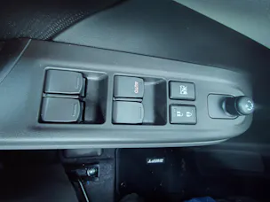 Suzuki Swift 1.2 Sakura Hybrid