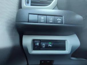 Suzuki Swift 1.2 Sakura Hybrid