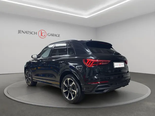 Audi Q3 2.0 40 TFSI S line quattro S-Tronic