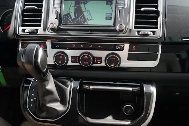 VW T6 Multivan 2.0 TDI 204 Comfortline DSG 4m