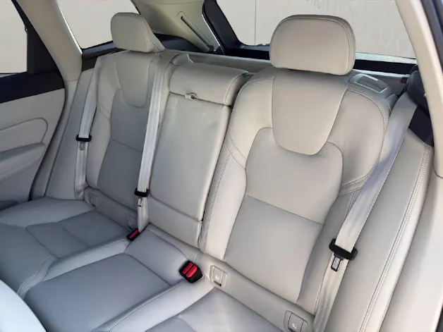 Volvo XC60 2.0 B5 MH Ultra Bright AWD