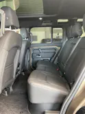 Land Rover Defender 110 3.0 D I6 250 X-Dynamic SE