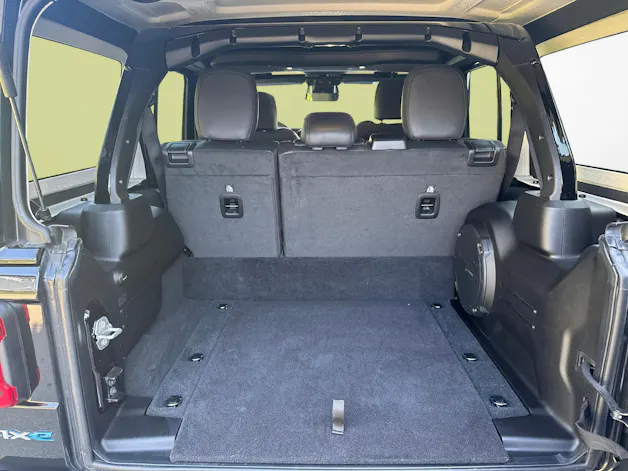Jeep Wrangler 2.0 Turbo Sahara Unlimited 4xe