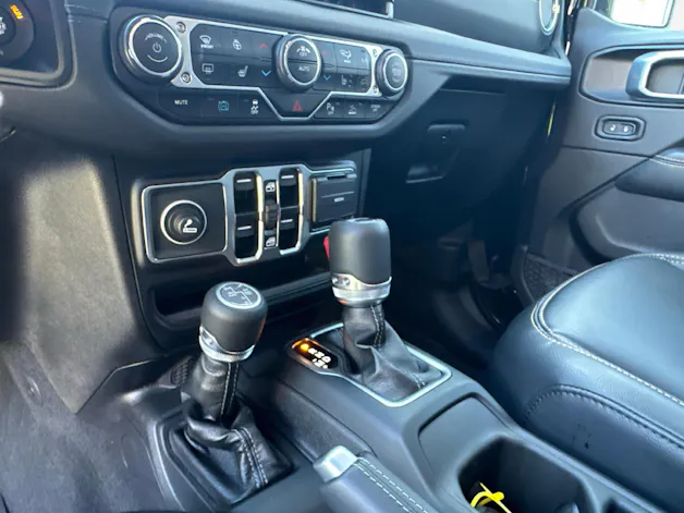 Jeep Wrangler 2.0 Turbo Sahara Unlimited 4xe