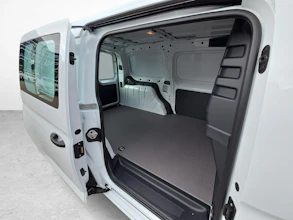 https://vehicle.imgix.net/4212898/8088a116-ea5e-493f-ad95-c58bcf5add68.jpg