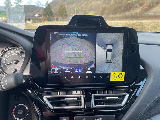 Suzuki S-Cross 1.4 T Sakura Top Hybrid 4x4