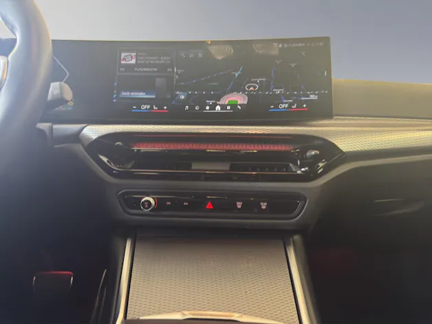 BMW 320d xDrive  Touring M-SportPaket