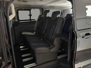 https://vehicle.imgix.net/4213099/24e876bd-122c-4198-8ed0-eca75b761b5a.jpg