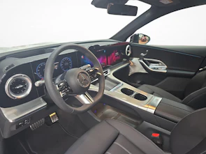 Fahrzeugbild MERCEDES-BENZ GLC 400 4MATIC EQ Technology