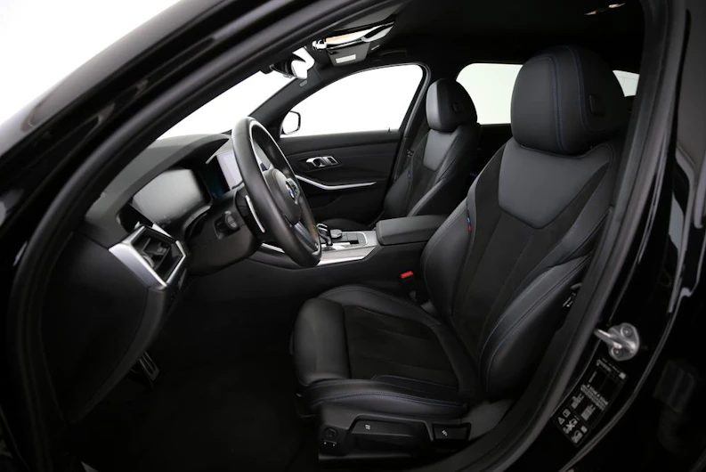 immagine del veicolo BMW 3 SERIES